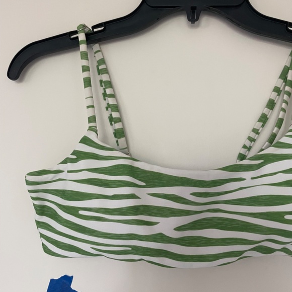 NWOT Green zebra stripe bikini - Picture 2 of 11
